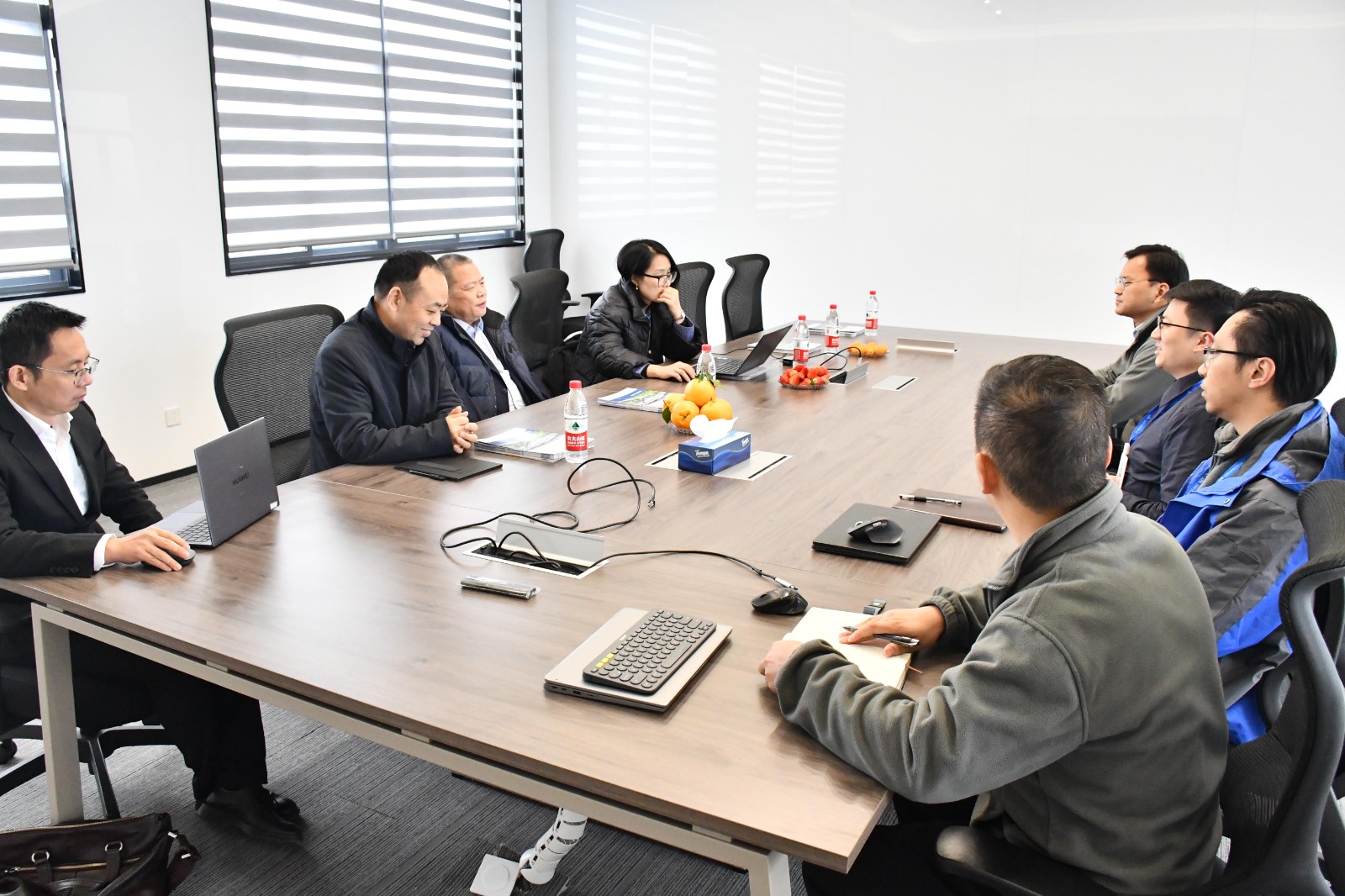 1734487404610823Pubh.jpg DSC_8774.JPG